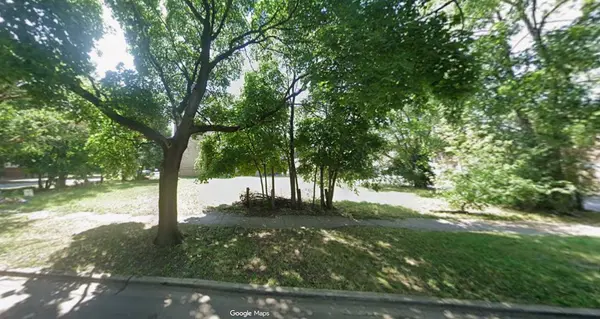 11904 S Vernon AVE, Chicago, IL 60628