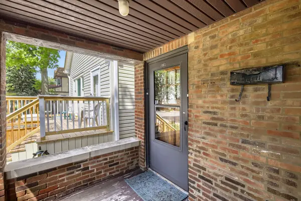 1002 Circle AVE, Forest Park, IL 60130