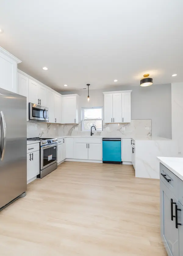 3109 W Polk ST, Chicago, IL 60612