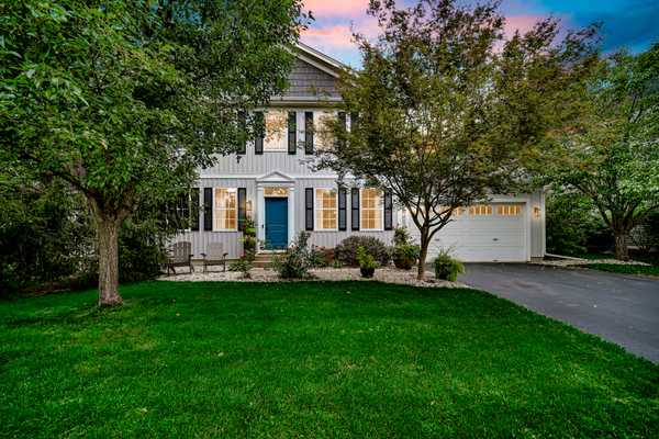 333 Foxford DR, Cary, IL 60013