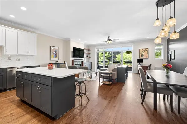 5055 N Clark ST #2S, Chicago, IL 60640