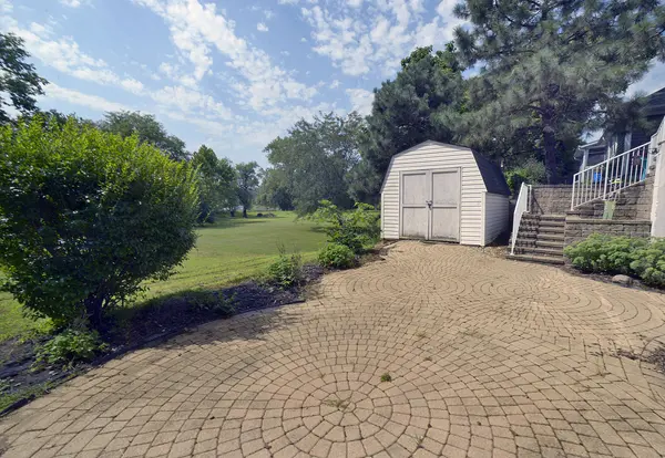 733 E Main ST, Ottawa, IL 61350