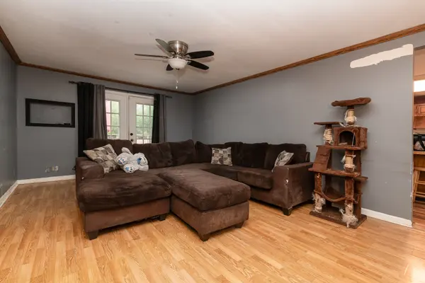 3707 CLEARVIEW AVE, Gurnee, IL 60031