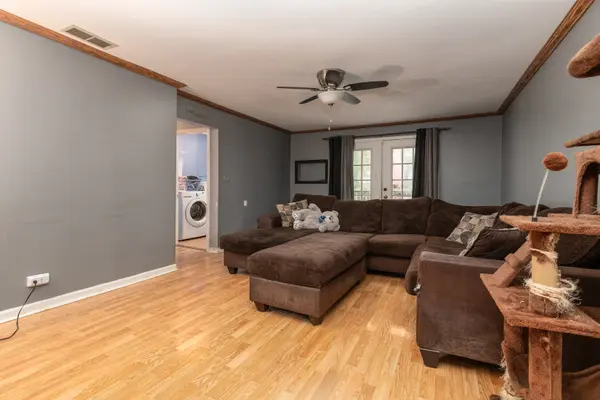 3707 CLEARVIEW AVE, Gurnee, IL 60031