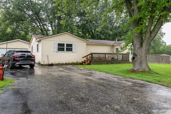 3707 CLEARVIEW AVE, Gurnee, IL 60031