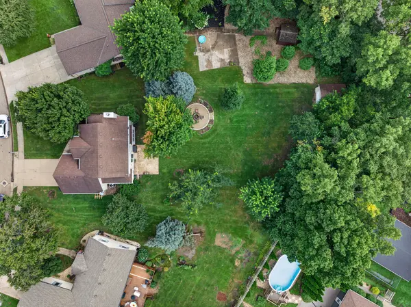 613 Magnolia LN, Ottawa, IL 61350