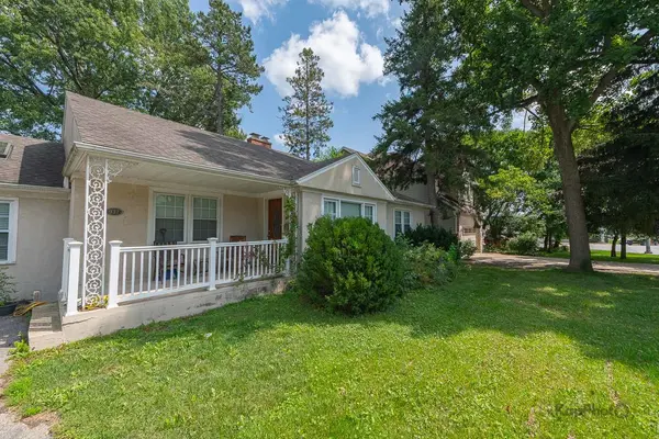 937 S Madison ST, Hinsdale, IL 60521