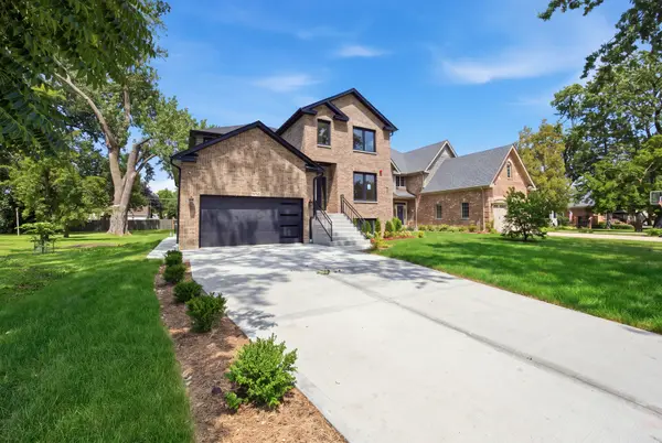 1738 Farwell AVE, Des Plaines, IL 60018
