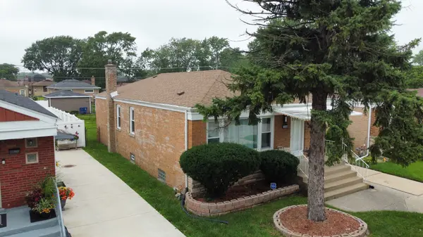 14408 S Hoxie AVE, Burnham, IL 60633