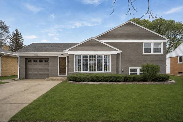 7823 Lotus AVE, Morton Grove, IL 60053