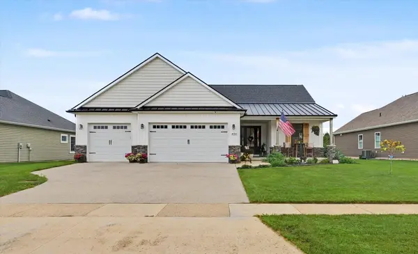 4906 Chestnut Grove DR, Champaign, IL 61822