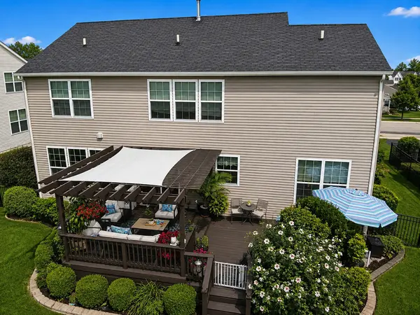 667 Seneca ST, Volo, IL 60073