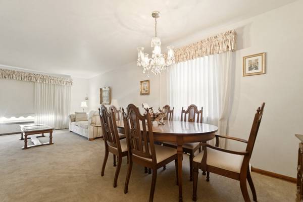 11607 S Avenue J, Chicago, IL 60617