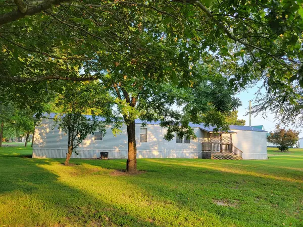 181 W Wall ST, Ullin, IL 62992