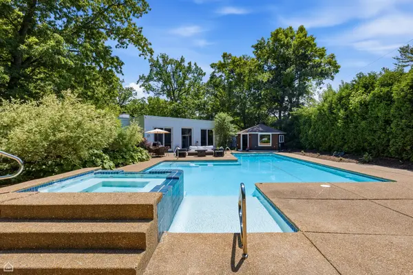 1540 Grant RD, Northbrook, IL 60062