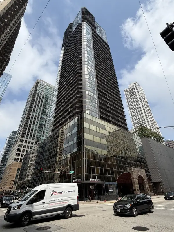 10 E Ontario ST #3608, Chicago, IL 60611