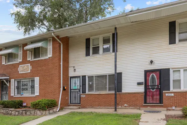 12109 S INDIANA AVE, Chicago, IL 60628