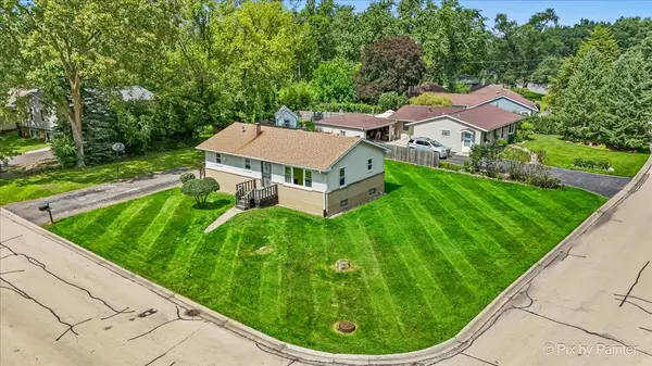239 Vista RD, Lake Zurich, IL 60047