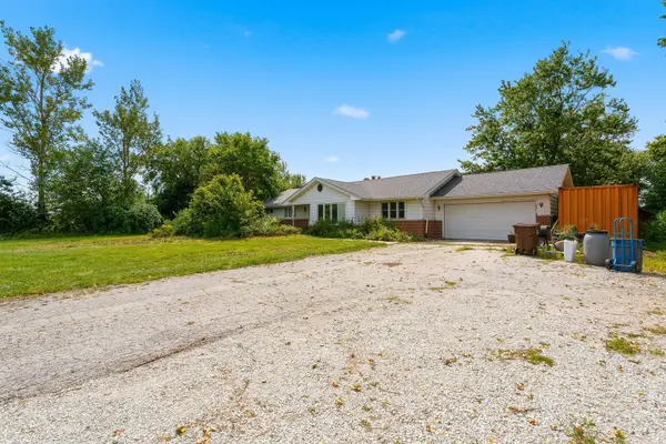 30640 S Ashland AVE, Beecher, IL 60401