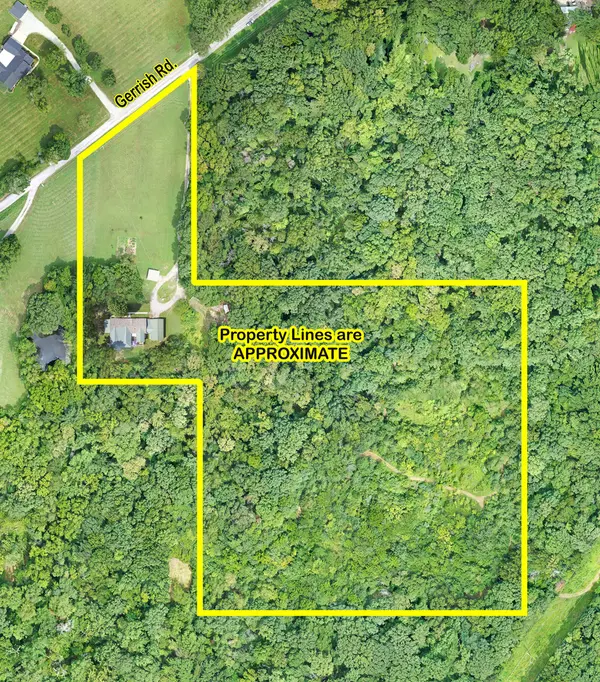 572 Gerrish RD, Patoka, IL 62875