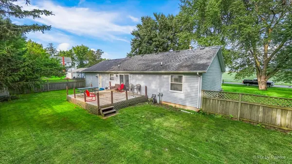 315 S Woodlawn RD, Creston, IL 60113