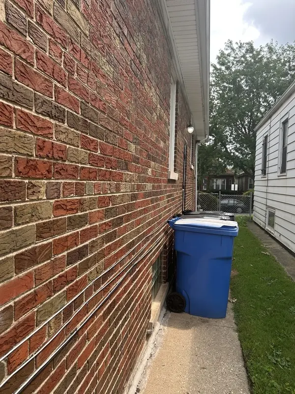 12200 S Yale AVE, Chicago, IL 60628