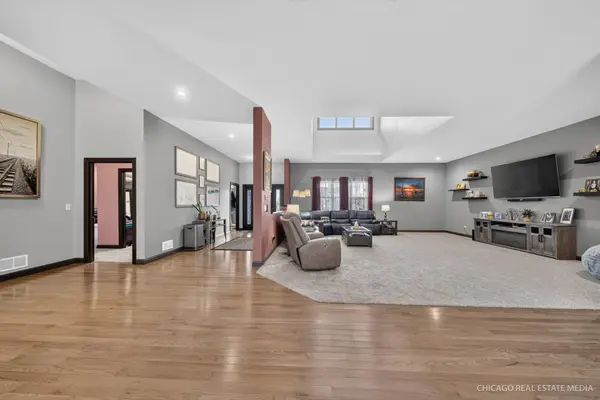 1210 Stonegate DR, Marengo, IL 60152