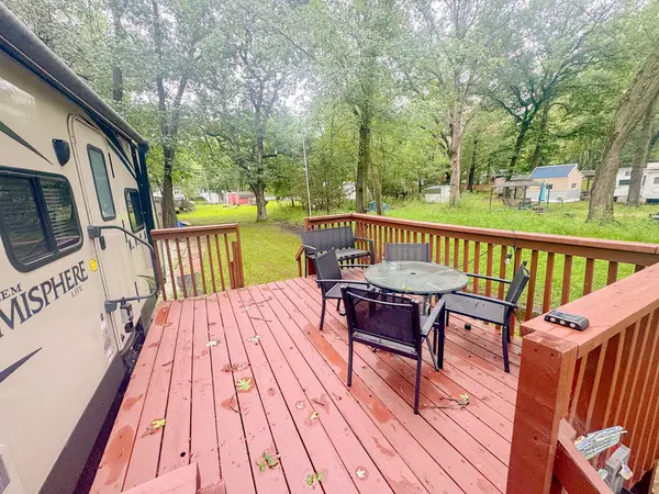 2/143 Woodhaven, Sublette, IL 61367