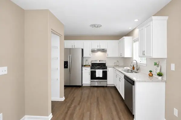 21503 W Georgetown DR, Plainfield, IL 60544
