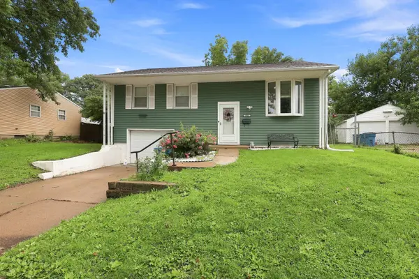 3916 8th ST, East Moline, IL 61244