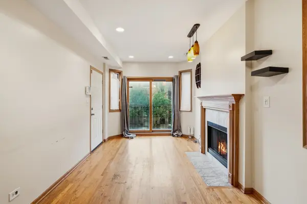 1469 E 69th ST #2, Chicago, IL 60637