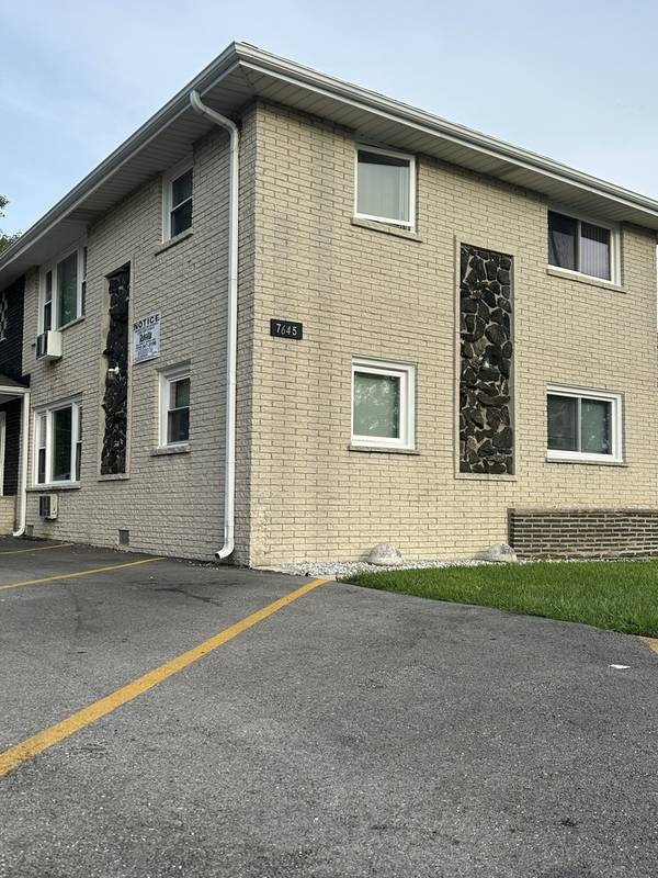 7645 S Roberts RD, Bridgeview, IL 60455