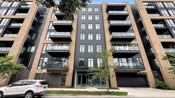 1701 W Webster AVE #205, Chicago, IL 60614