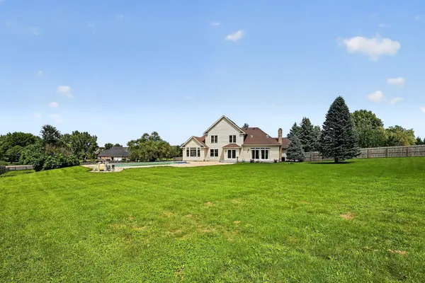 11868 Cardinal LN, Caledonia, IL 61011