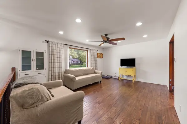 212 W Woodlawn RD, New Lenox, IL 60451