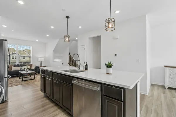2703 Martini ST, Mundelein, IL 60060
