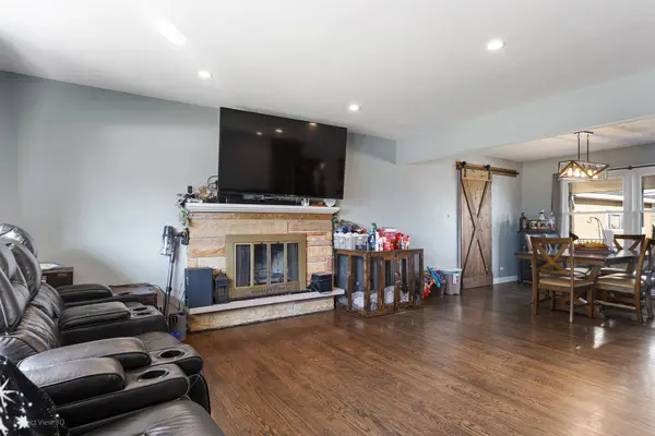 9007 Ridgeland AVE, Oak Lawn, IL 60453