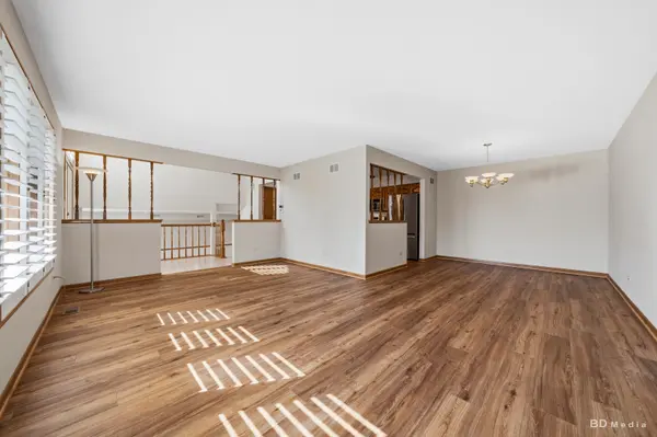 18116 John Charles DR, Orland Park, IL 60467