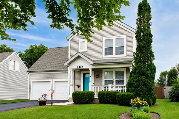 2426 Montclair LN, Montgomery, IL 60538