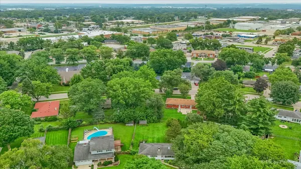 933 Carol AVE, Elgin, IL 60123