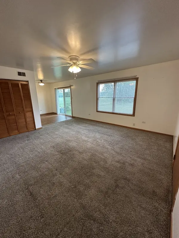 465 N School ST #477, Diamond, IL 60416
