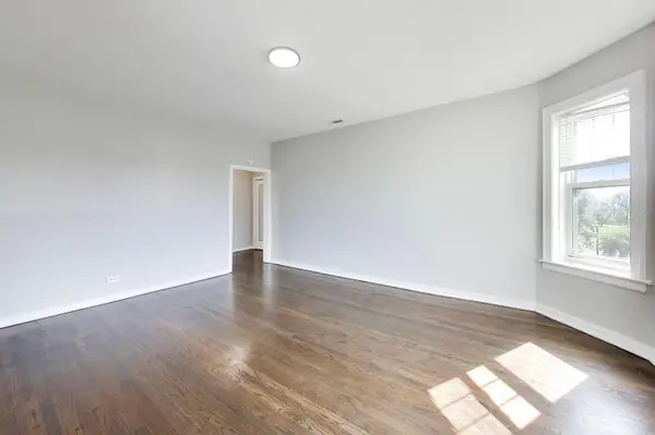 3814 W OHIO ST, Chicago, IL 60624