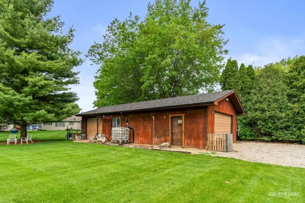 1484 Nova RD, Lake Holiday, IL 60548