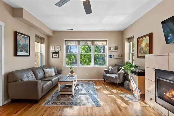 4307 N Troy ST #2, Chicago, IL 60618