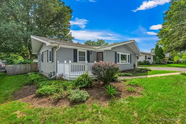 326 Farview DR, North Aurora, IL 60542