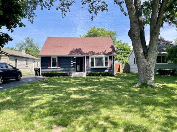 1205 Fulton AVE, Winthrop Harbor, IL 60096