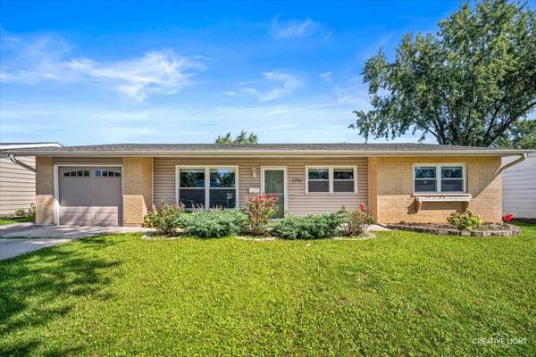 1194 Windsor LN, Hanover Park, IL 60133