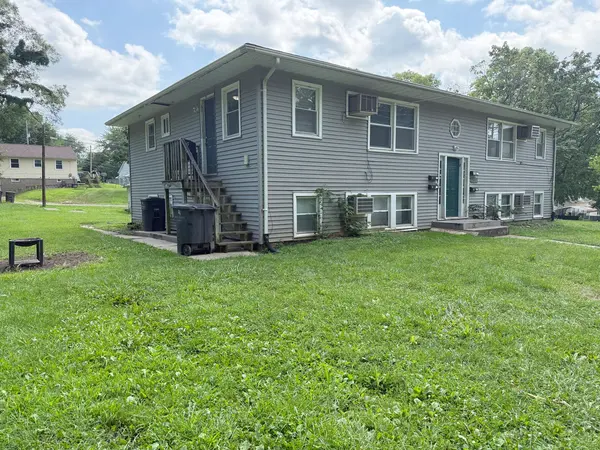 1228 24th AVE, Rock Island, IL 61201
