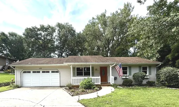 1130 Lincoln AVE, Lowell, IN 46356