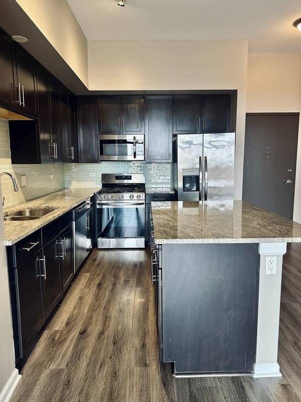 2300 S Michigan AVE #714, Chicago, IL 60616